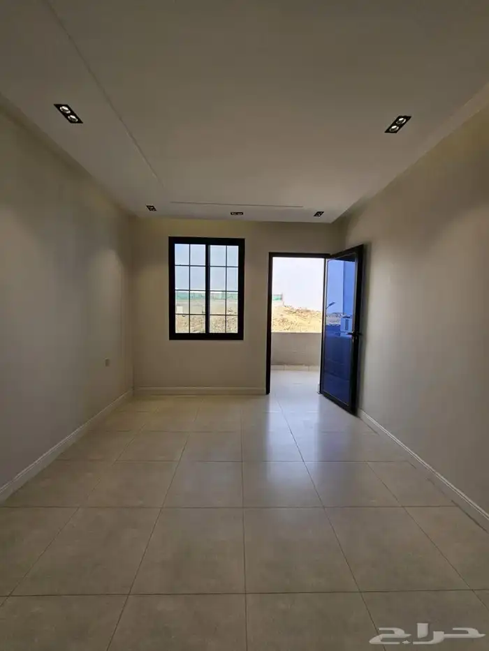 للبيع شقق علويه تشطيب عصري حيث في أبها حطين 8