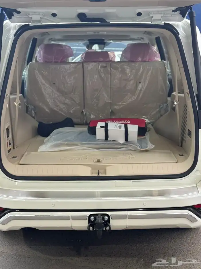 لاندكروزر GXR 4 بنزين 2025 أقل سعر ( سعودي) 8