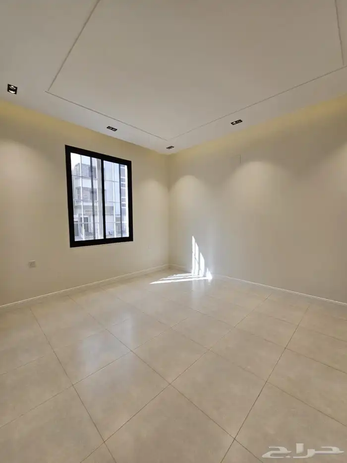 للبيع شقق علويه تشطيب عصري حيث في أبها حطين 16