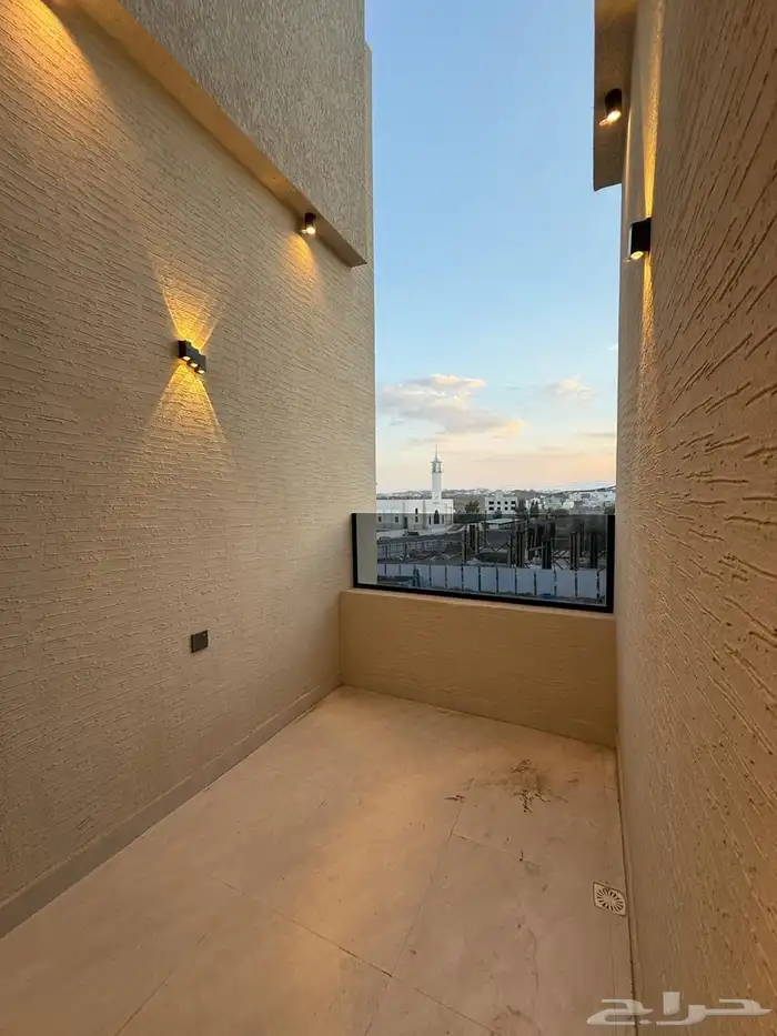 للبيع شقق علويه تشطيب VIP في أبها المحاله 9