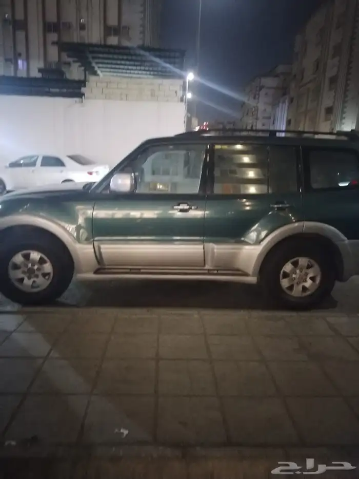 للبيع باجيرو كانت مخزنه بويه وكاله شبه جديد 0