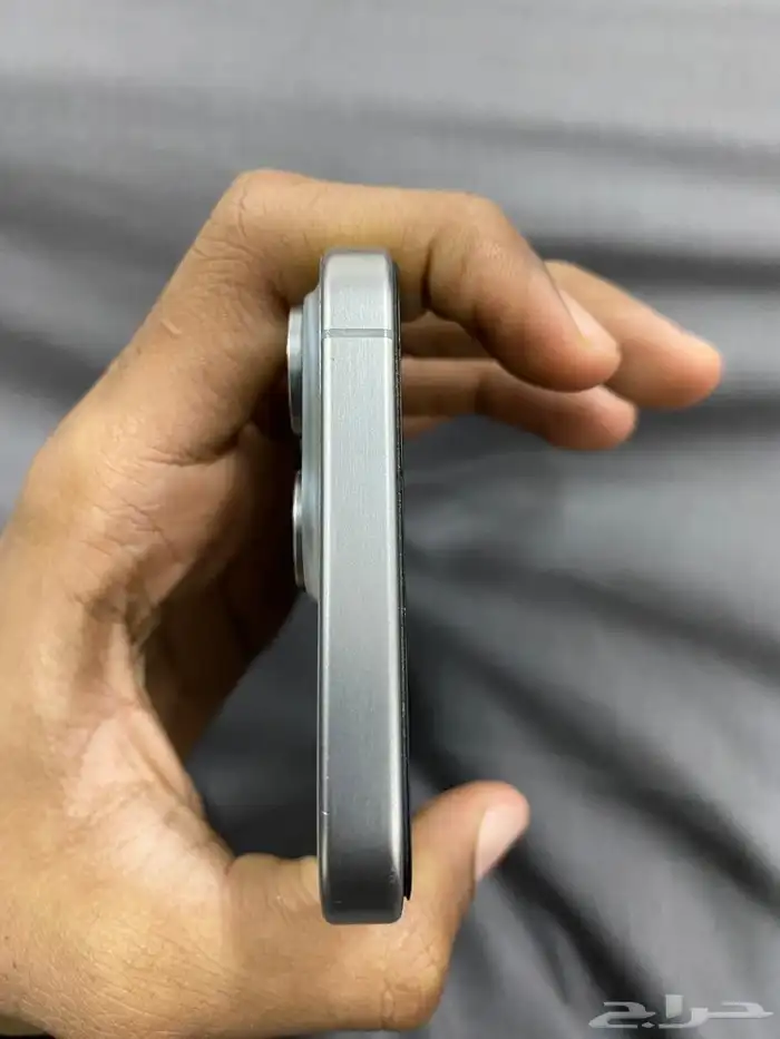 آيفون 15 برو ماكس القيقا 256 عدد دورات 741 2