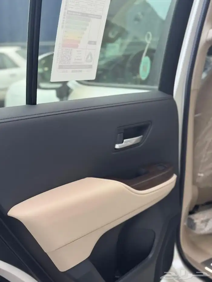 لاندكروزر GXR 4 بنزين 2025 أقل سعر ( سعودي) 6