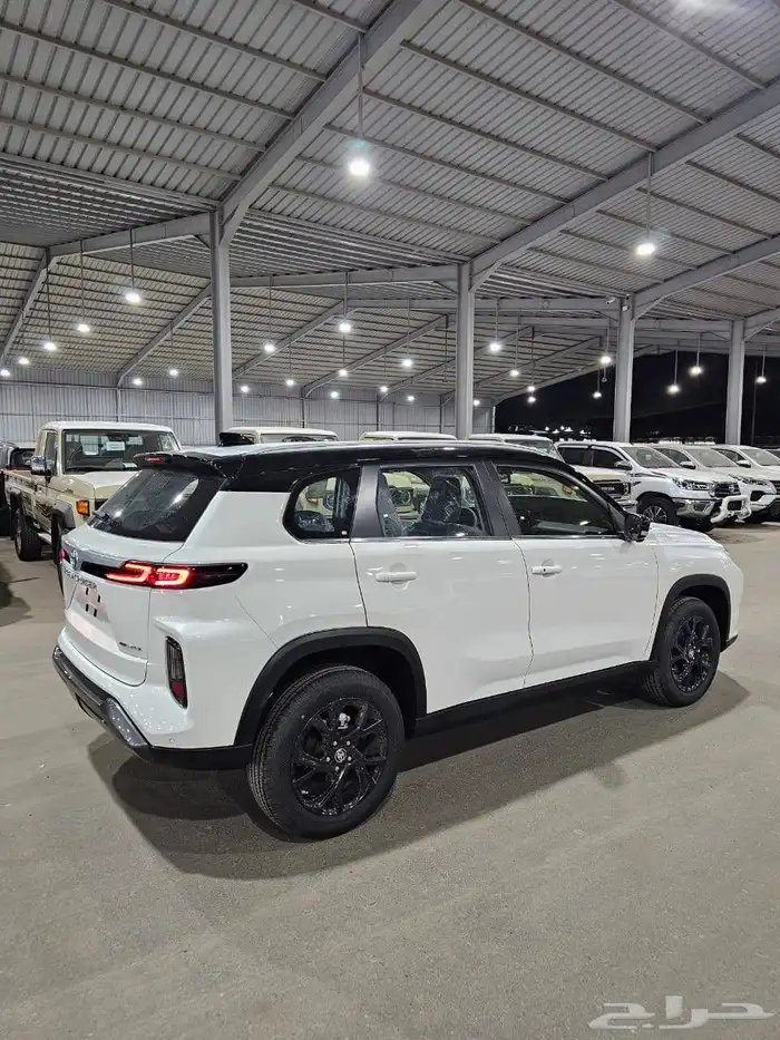 تويوتا اوربان كروز 2026 0