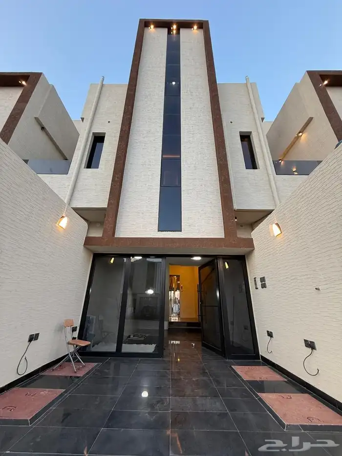 للبيع شقق علويه تشطيب VIP في أبها المحاله 1