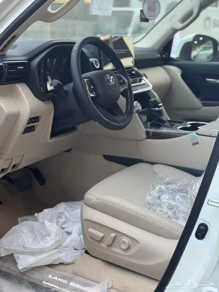 لاندكروزر GXR 4 بنزين 2025 أقل سعر ( سعودي) 4