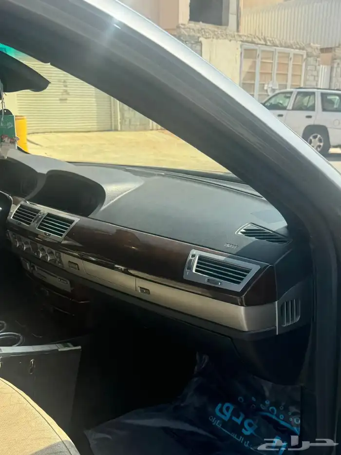 الناغي BMW 740 LI موديل 2007 15