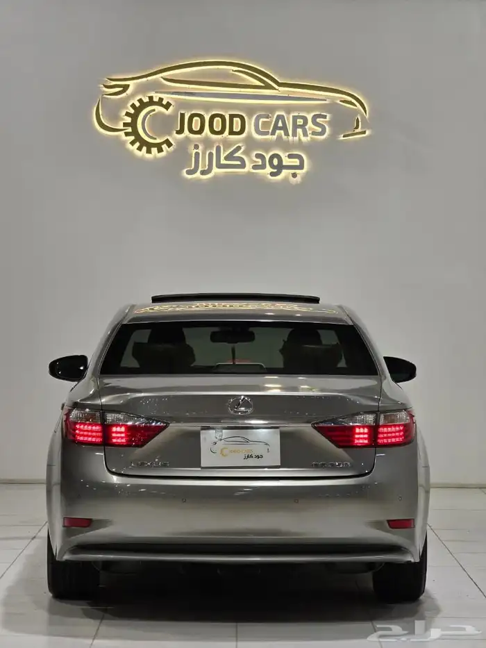 لكزس ES250 موديل 2015 بحالة ممتازة 2