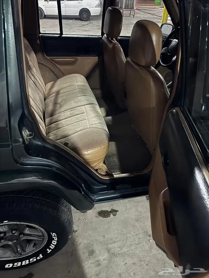 جيب شروكي 10