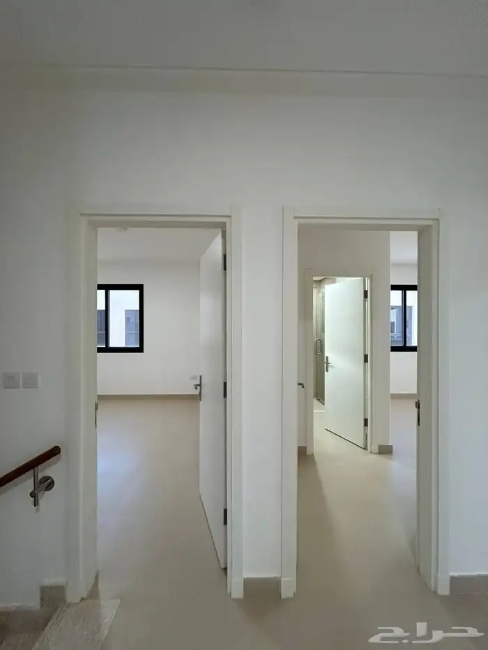 فلة فاخرة للبيع حي سدرة روشن 21