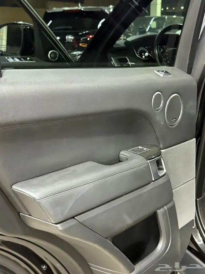 رنج روفر سبورت ديزل 2019 ( بحالة الوكالة ) 16