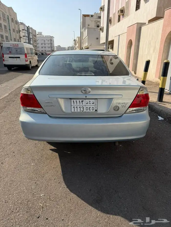 السلام عليكم ورحمة  الله وبركاته كامري 2005 قراندي 6 سلندر 1