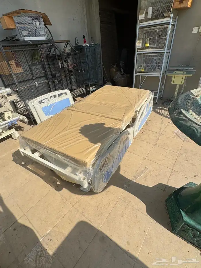 سرير طبي 10 حركات 2000 ريال 3