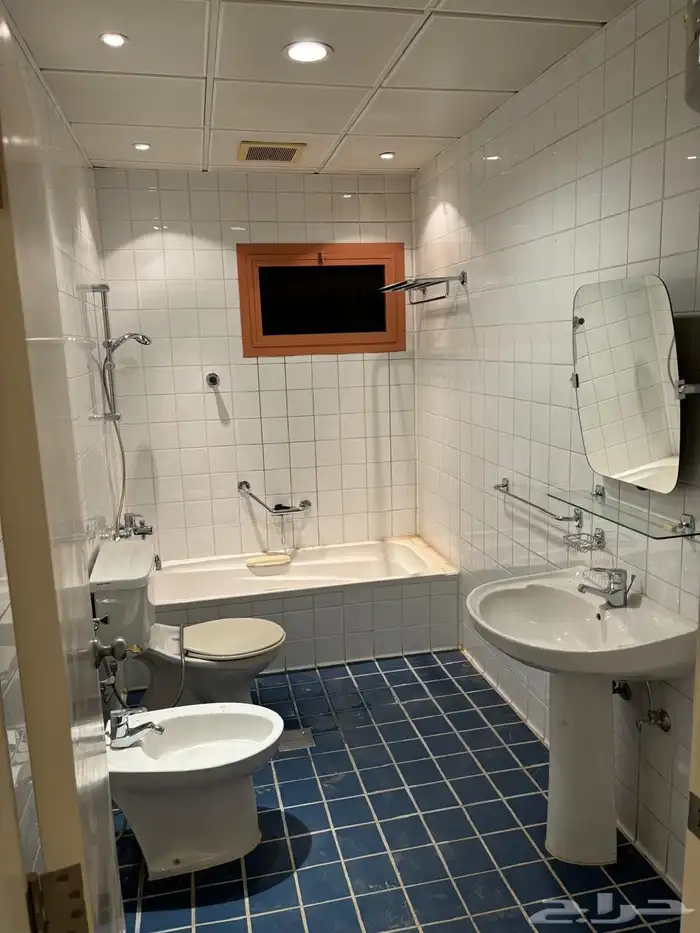 شقة للايجار عوائل 8