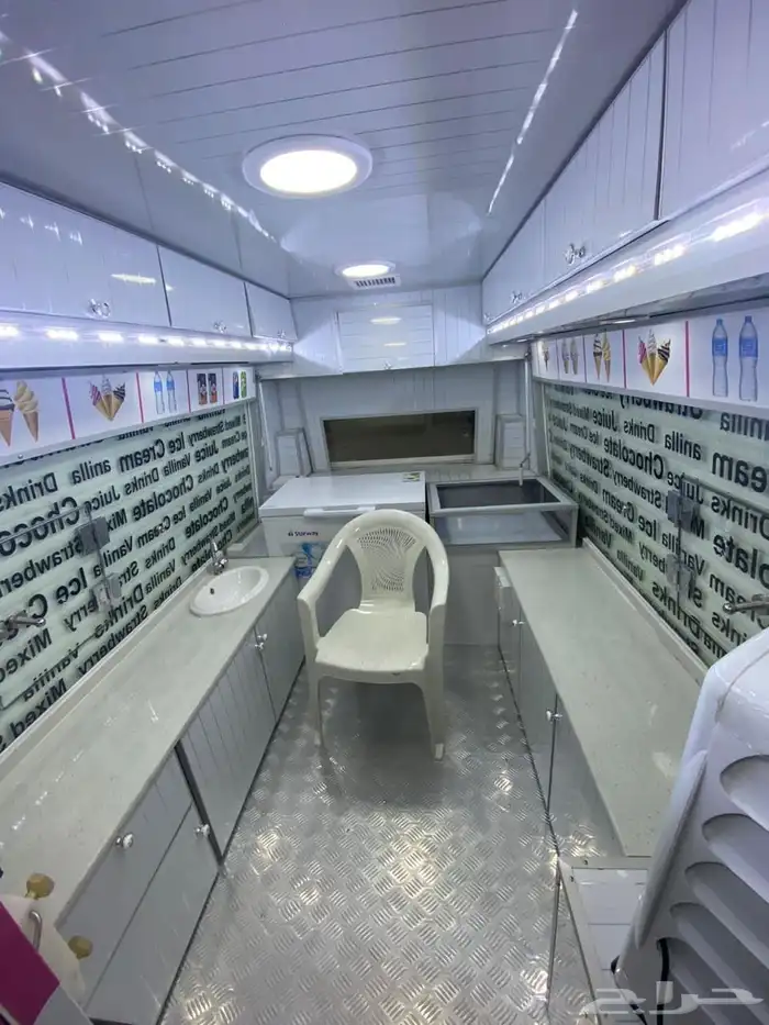 سيارة ايسكريم جمس سافانا 7