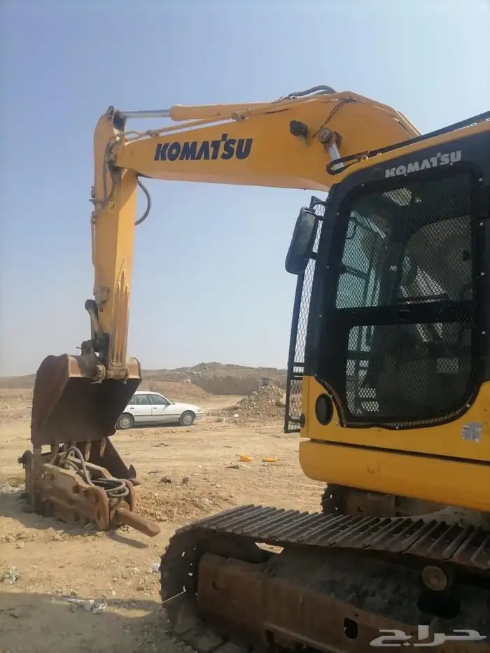 للبيع بوكلين كوماتسو 2015 15