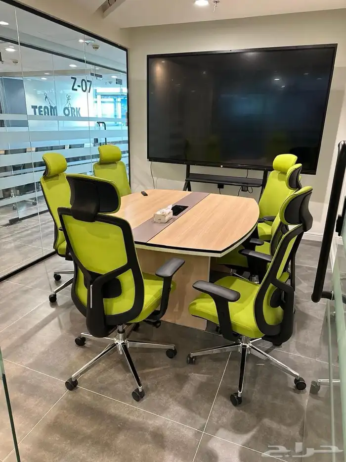 مكاتب مؤثثة فاخرة 1