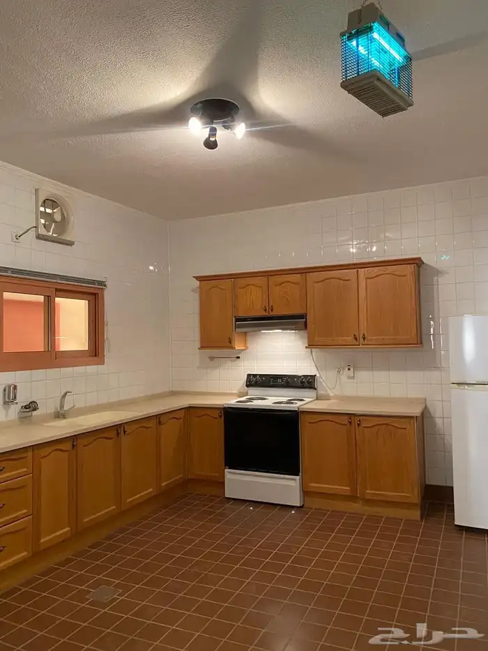 شقة للايجار عوائل 5