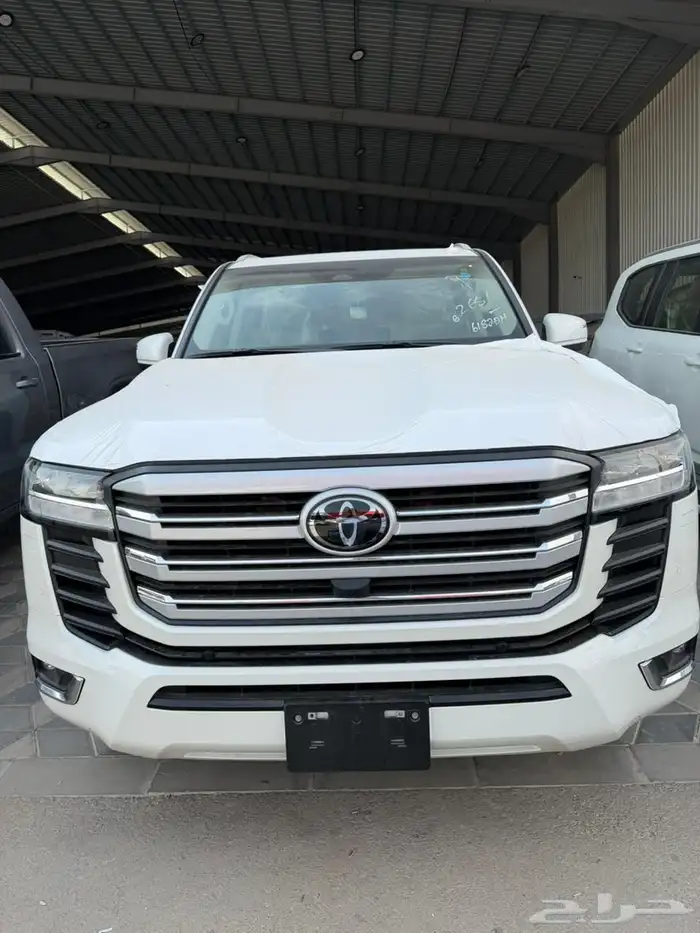 لاندكروزر 2025-GXR-L3سعودي اقل سعر بطاقة جمرك 0