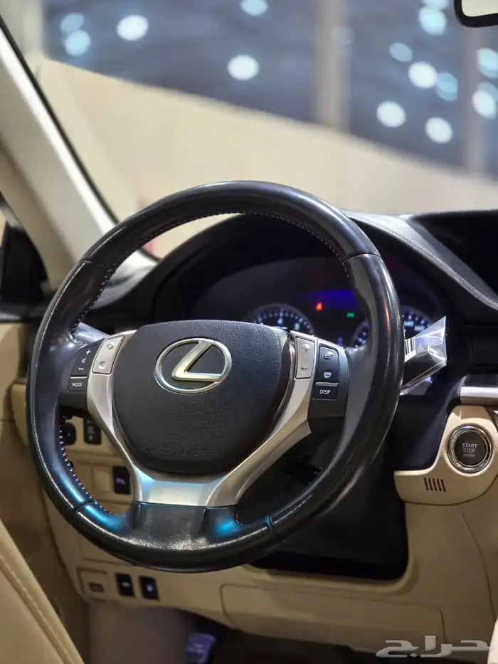 لكزس ES250 موديل 2015 بحالة ممتازة 13