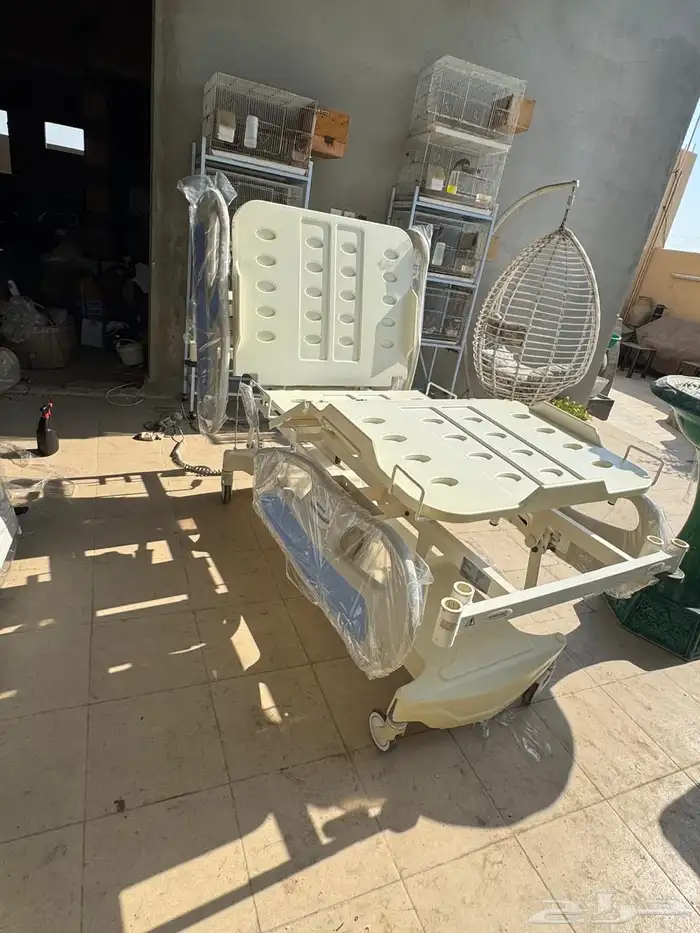 سرير طبي 10 حركات 2000 ريال 10