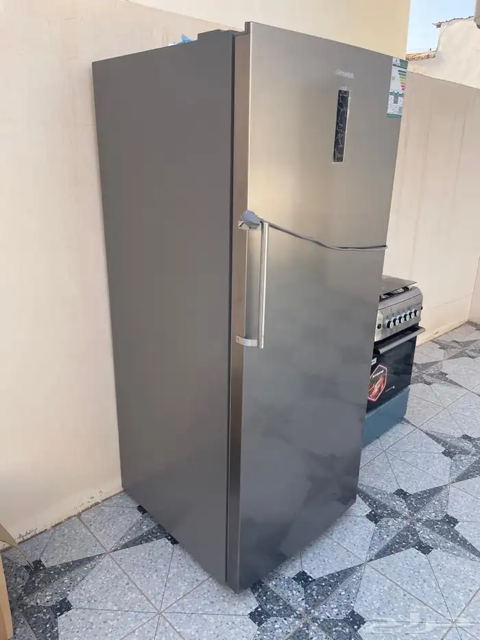 للبيع ثلاجة 1