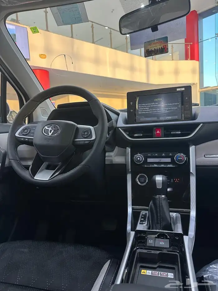 تويوتا فيلوز GLX موديل 2025 كاش او تقسيط 4