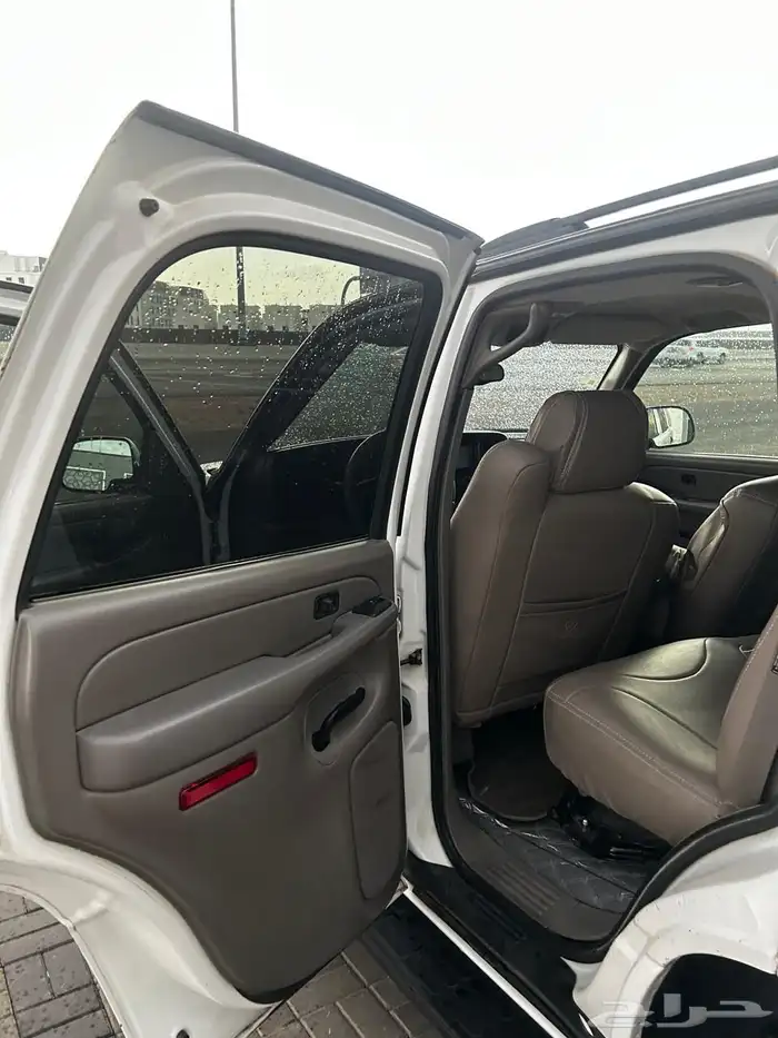 شيفروليه تاهو 2006 عداد قليل 18