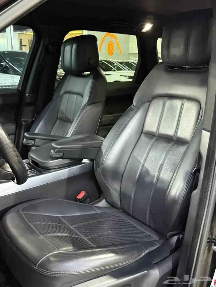 رنج روفر سبورت ديزل 2019 ( بحالة الوكالة ) 12