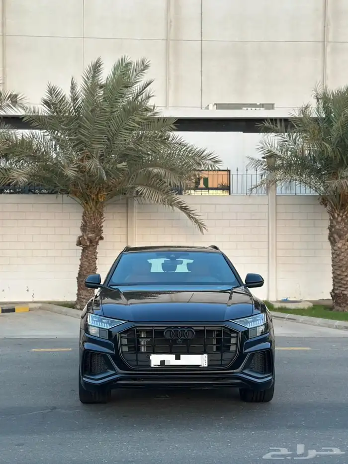 اودي Q8 2023 بلاك ادشن 1