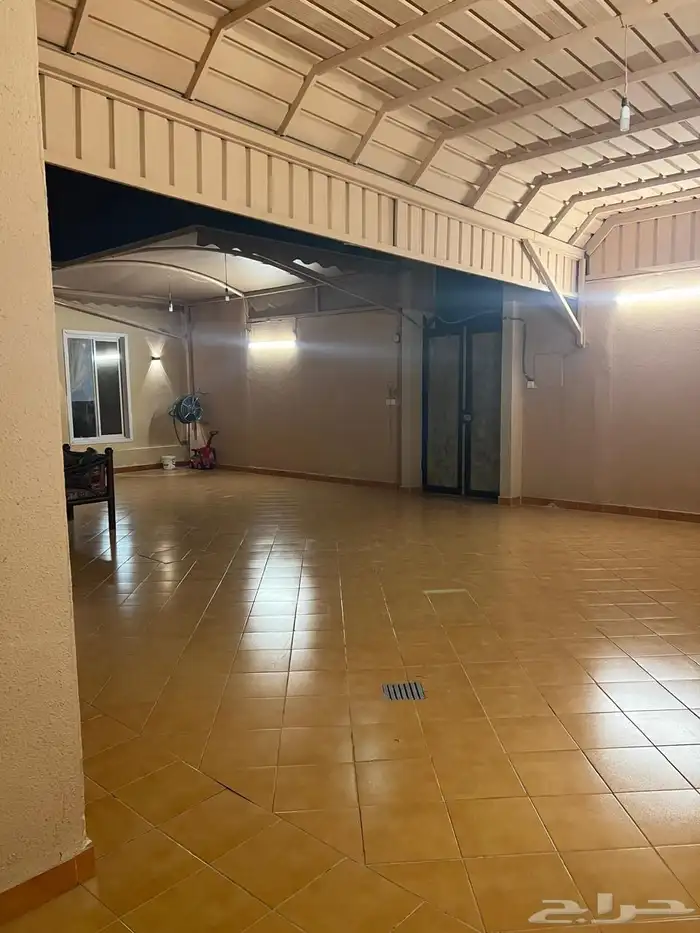 للبيع فيلا بحي الزهره بالسويدي مساحه 500 متر 4