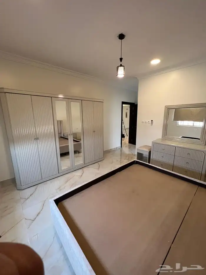 للبيع غرفة نوم مستخدمه 0