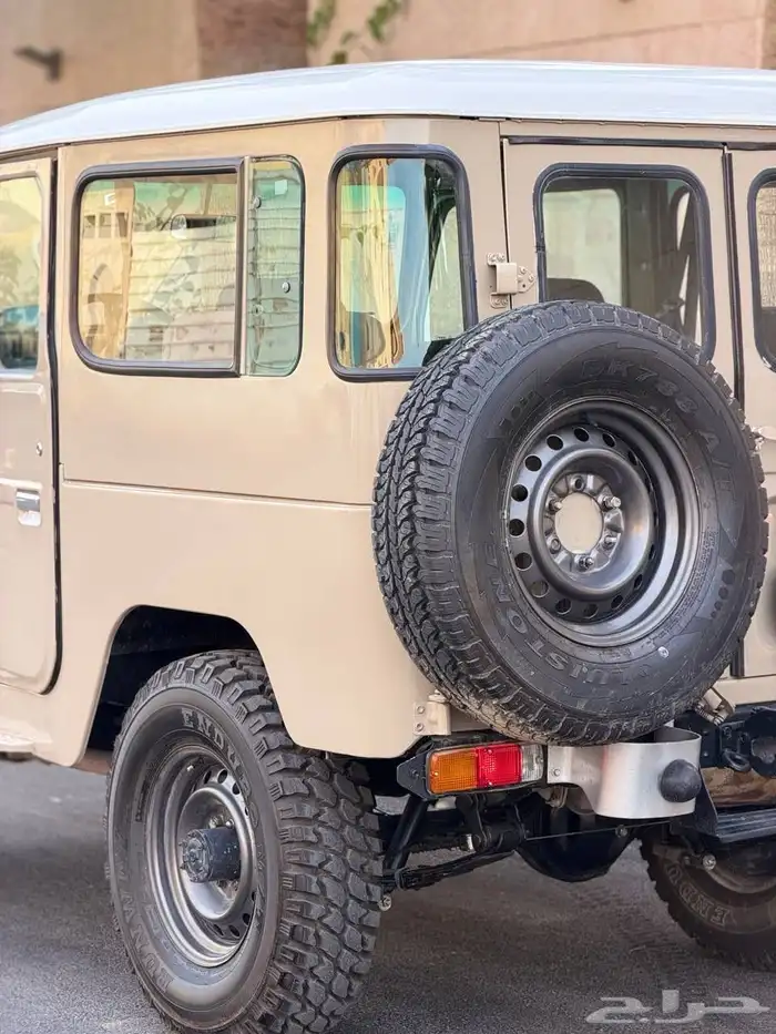 جيب تويوتا مقفص موديل 1981 مجدد شرط للبيع 6