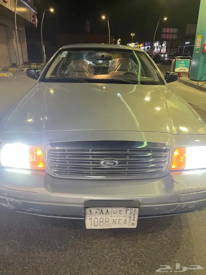 فورد كراون فكتوريا موديل 2006 سعودي 9