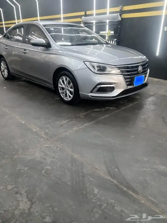 ام جي 5 ستاندر 0