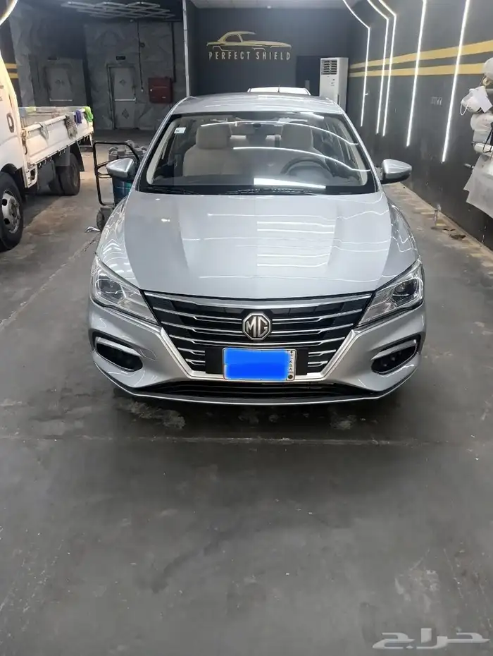 ام جي 5 ستاندر 6