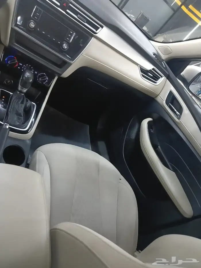 ام جي 5 ستاندر 11