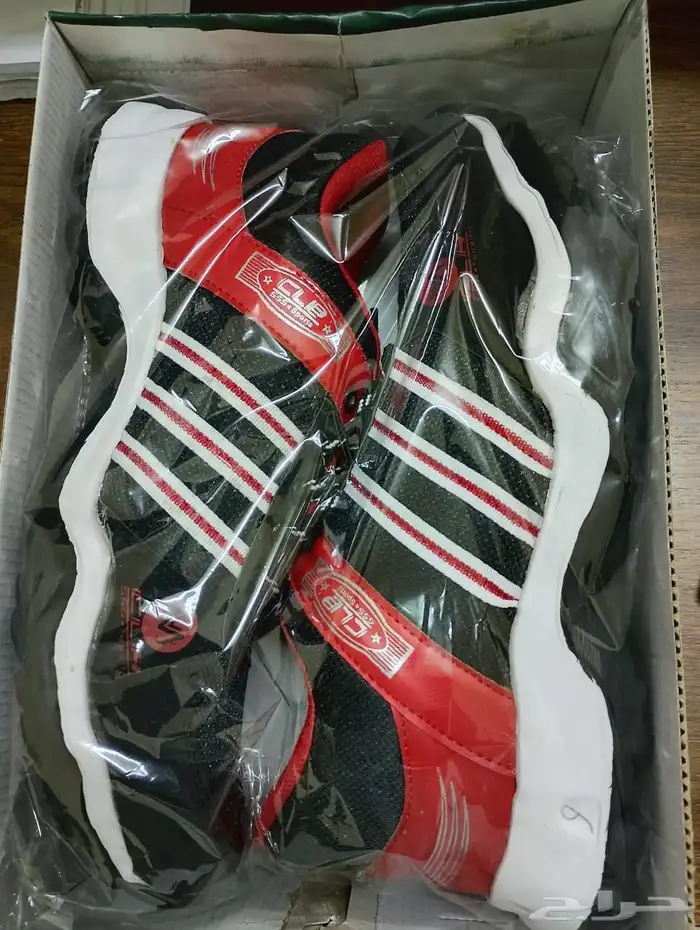 للبيع جزمات اسبورت وا اسليبر بي أسعار الجمله 53