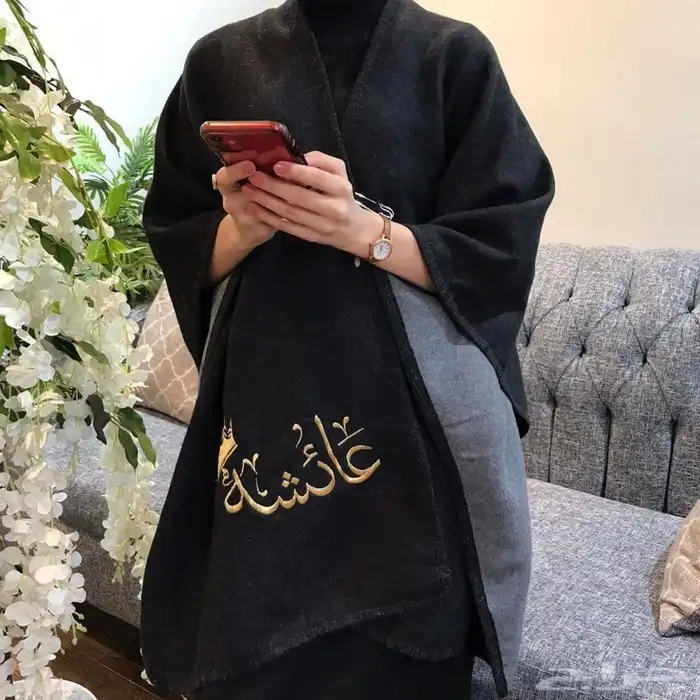 شالات شتوية فخمة بالاسم مع علبة هدايا   جودة عالية 4