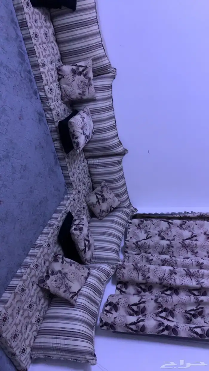 كنب ارضي للبيع 4في4 1