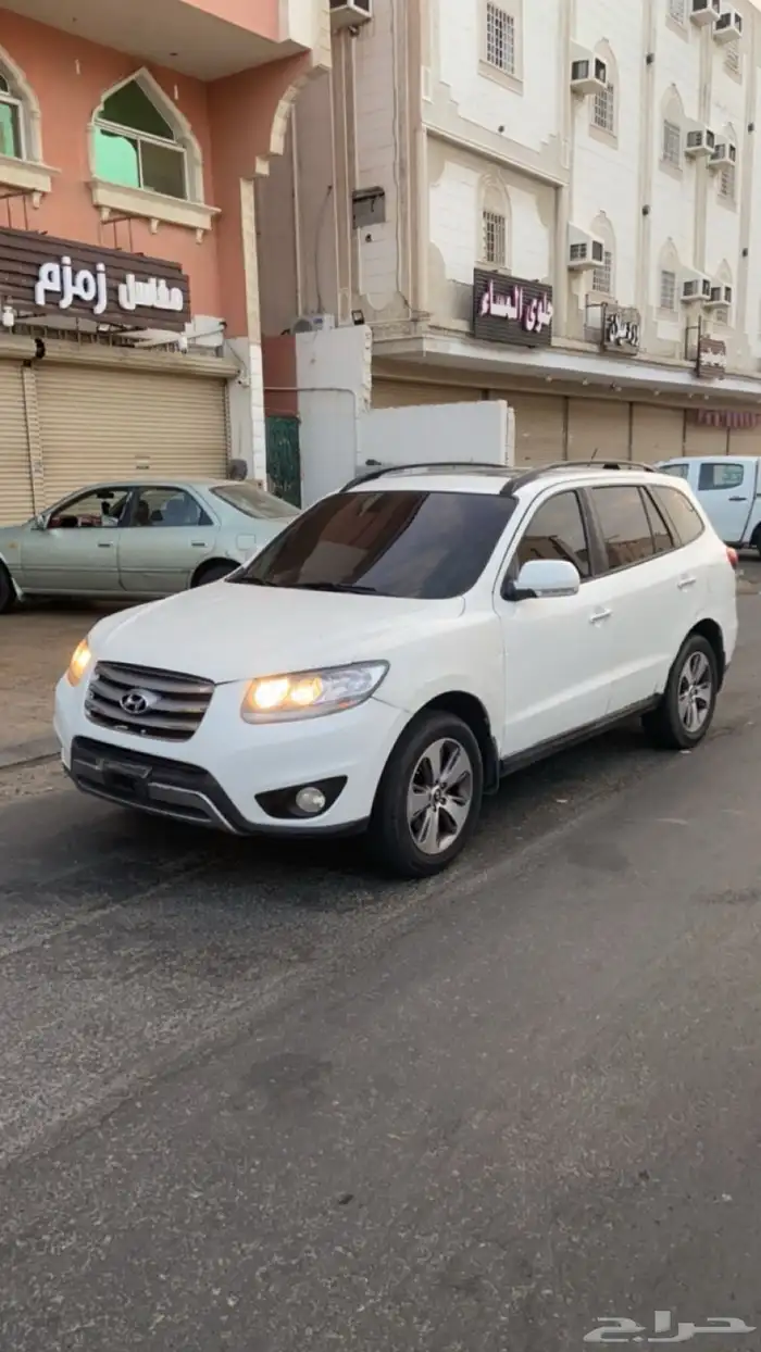 هيواندي سنتافي 4