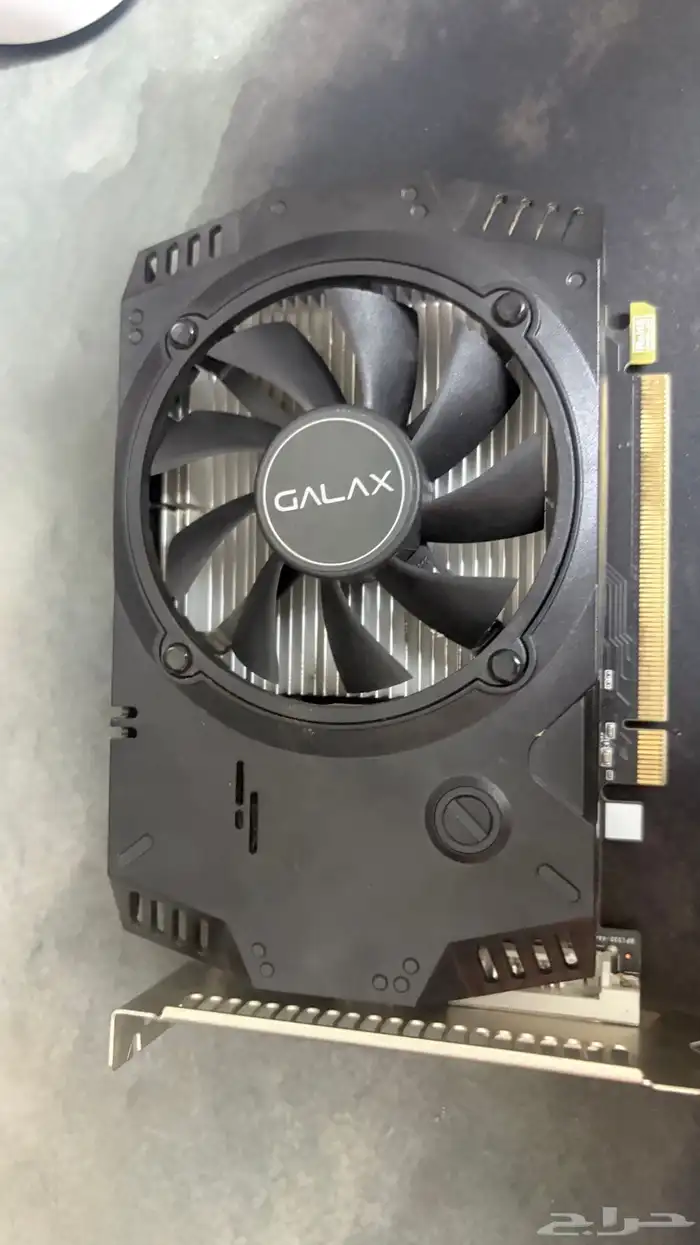 كرتين شاشه اقبل بدل يد سوني 5 او سكوتر 4