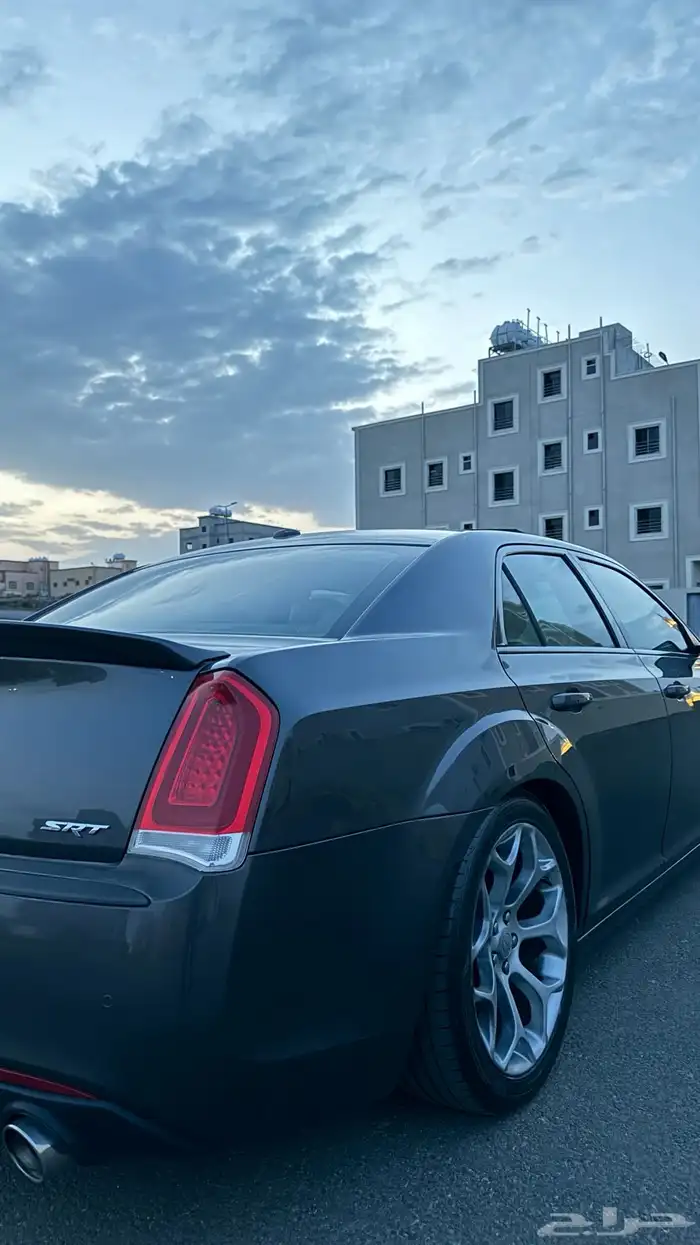 للبيع كرايسلر 2015 نظيف 10