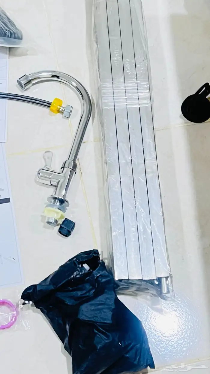 براده مياه ومغسله جديده متنقله وبكامل أغراضها للبيع 2