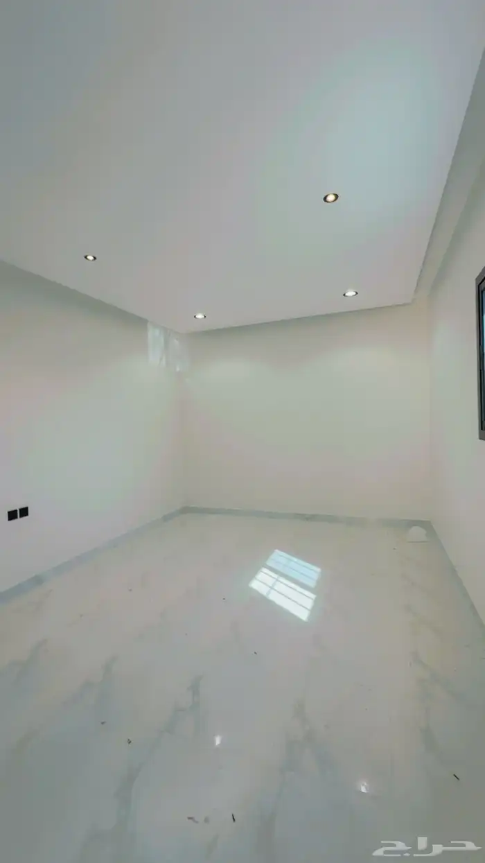 للبيع فلل من نوع دبلكس بريدة السليمانية مسحت الغرفة كبار 22