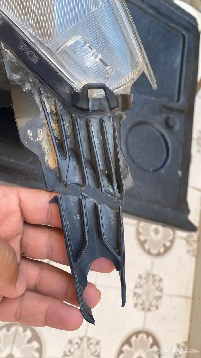 شمعة ديماكس يمين من موديل 2021 الى 2024 4