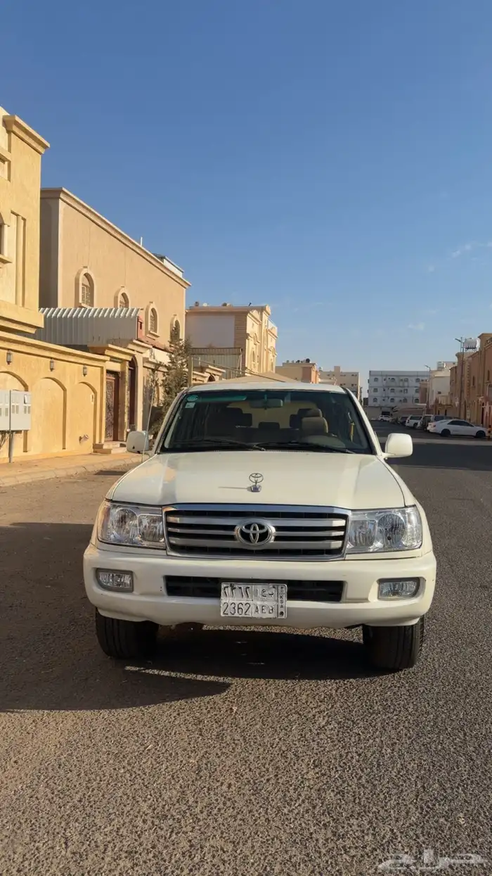 صالون مخزن جي اكس ار موديل 2000 للبيع 8