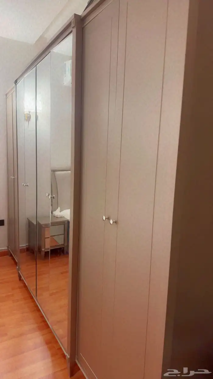 غرفة نوم شبه جديده 2