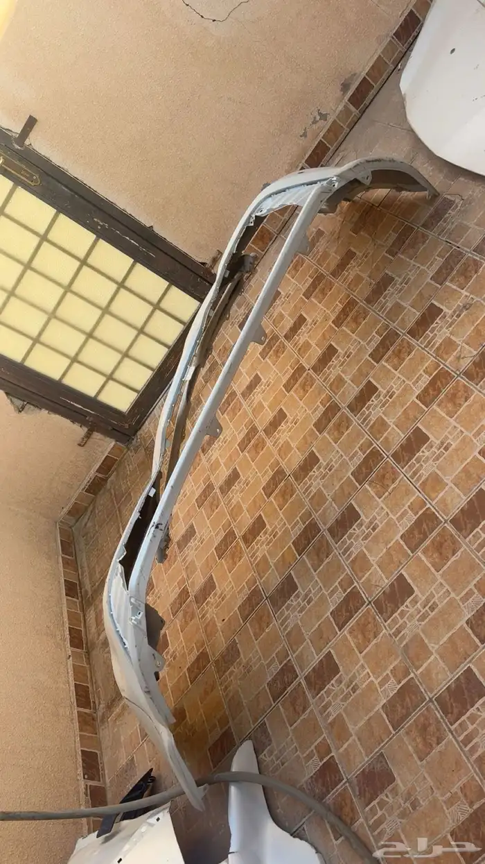 قطع غيار كامري 2020 رفرف كبوت صدام شمعات 2