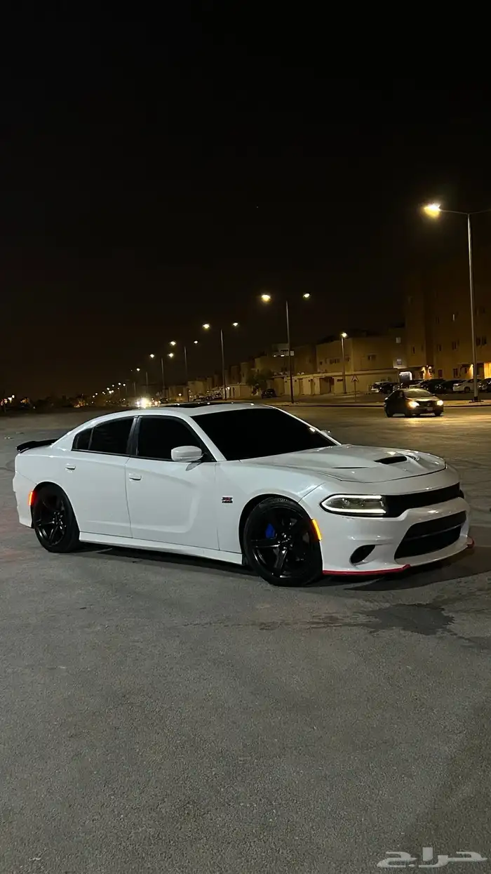 دوج تشارجر 4